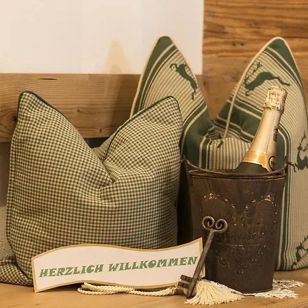 Farm stay Loefflerhof Monguelfo-Tesido / Welsberg-Taisten